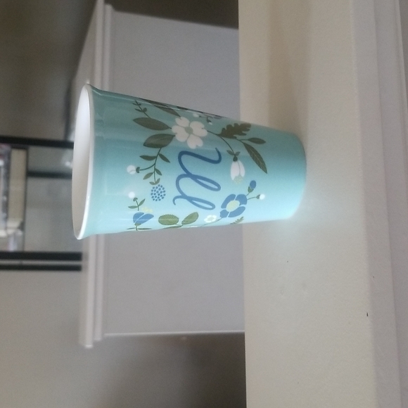 Cup - Picture 3 of 4